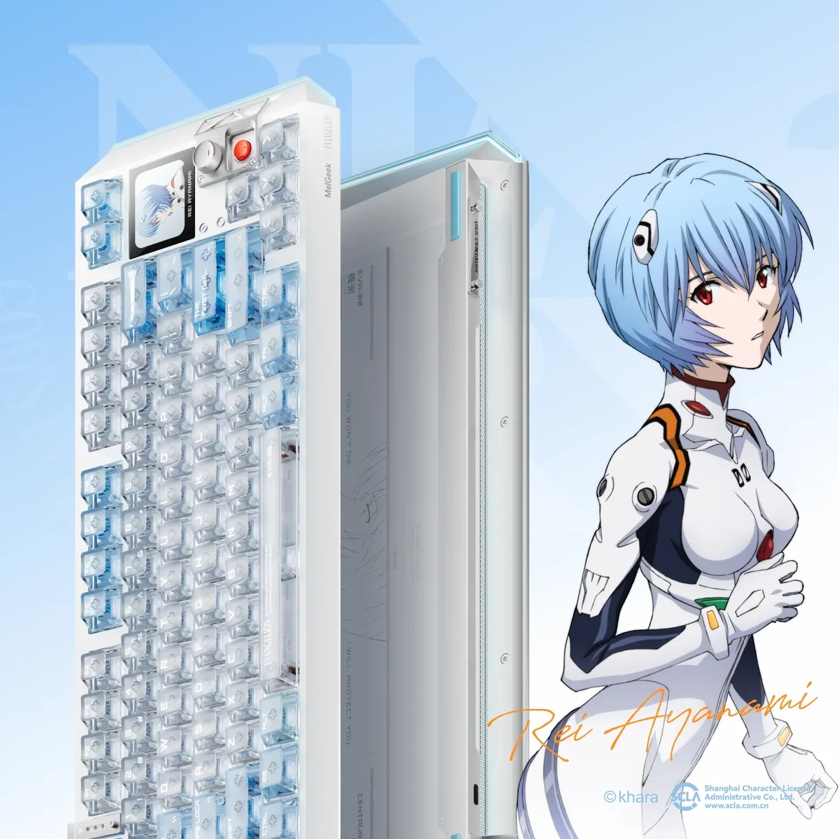 Arte oficial MelGeek × EVANGELION: o teclado Centauri80 Rei Ayanami Edition ao lado da Rei Ayanami, com as marcas ©khara e SCLA